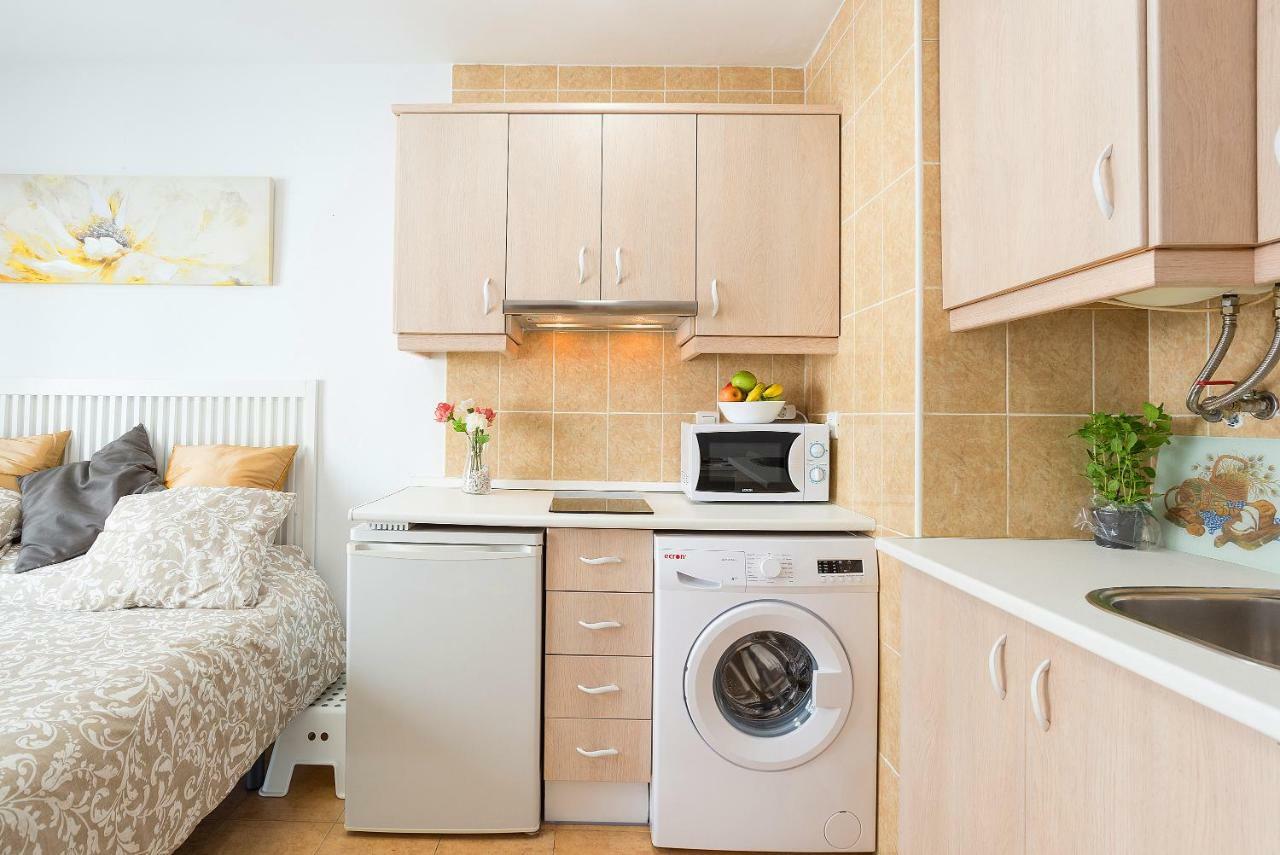 Studios Nerja Center D Экстерьер фото